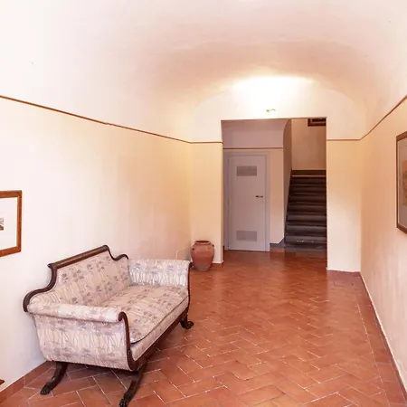 Apartment Opera In Rosso Lajatico